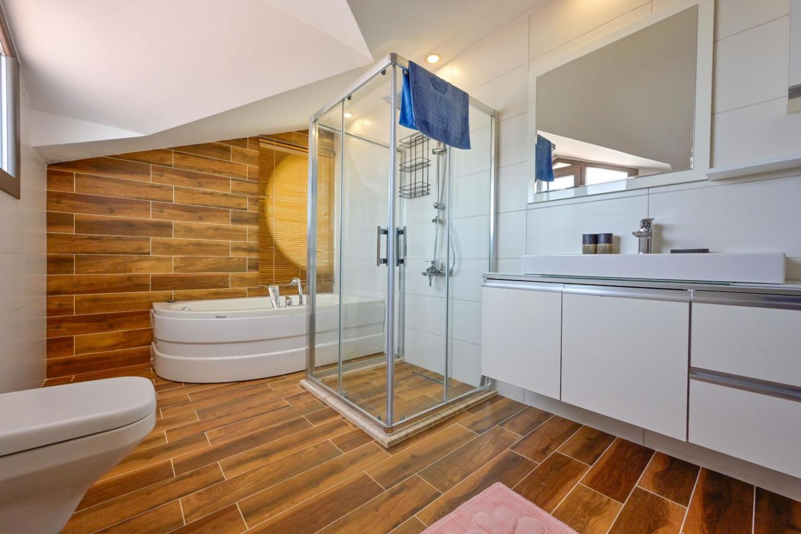 Lorenzo- 4 Bedroom Holiday Villa In Hisaronu Fethiye Eksteriør bilde